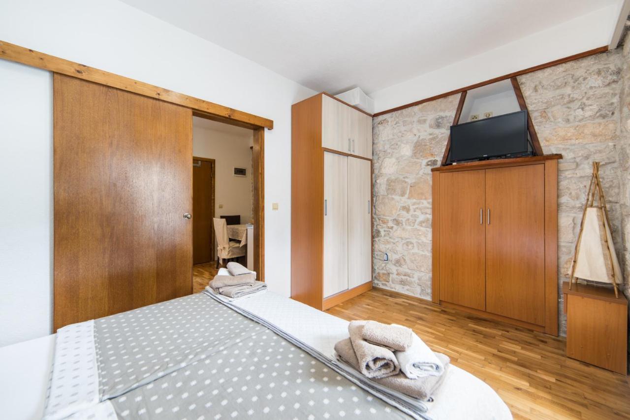 Apartments Gajeta กราดัซ ภายนอก รูปภาพ